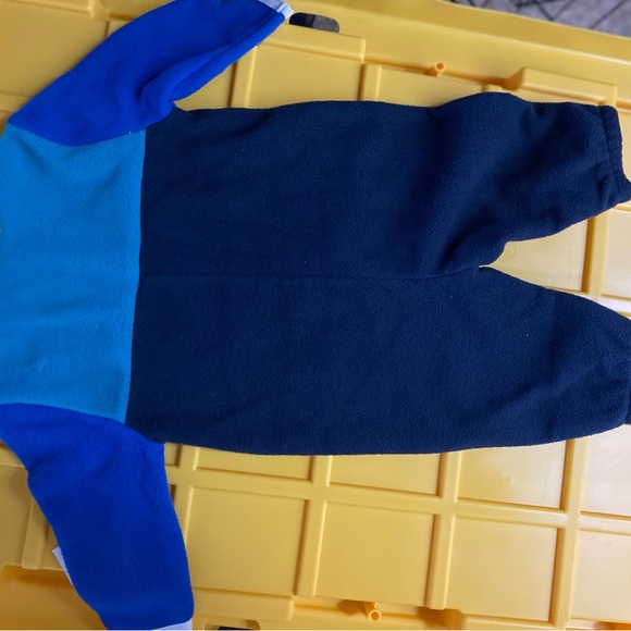 Old Navy Blue and Navy Kids One Piece - Picture 1 of 2